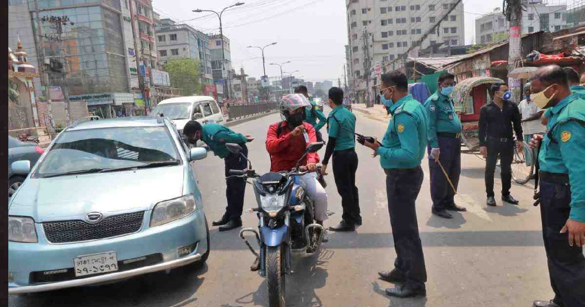 Private vehicles to be allowed , COVID-19 pandemic , Coronavirus situation in Bangladesh , coronavirus , Eid-ul-Fitr , Rab DG Chowdhury Abdullah Al Mamun , Rapid Action battalion (Rab) , district lines