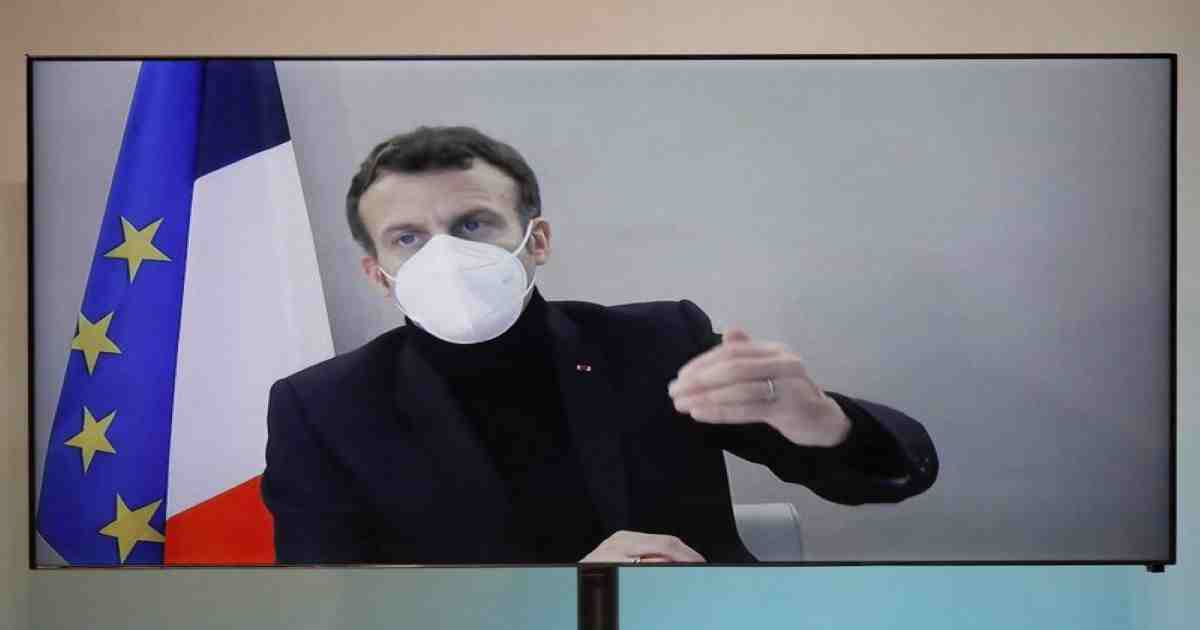 Virus-stricken Macron , coronavirus pandemic , presidential retreat , Emmanuel Macron , French President , Macron