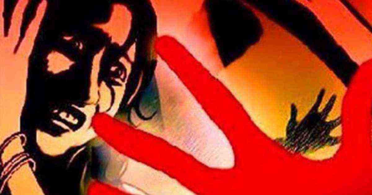 Khulna , Terokhada Police Station , Khulna Medical College Hospital , child rape , rape , police constable held , minor girl violated in Khulna , Minor girl raped , Khulna rape