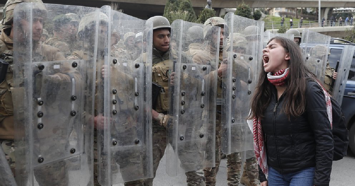 Protests in Lebanon , Cabinet vote , confidence , Lebanon
