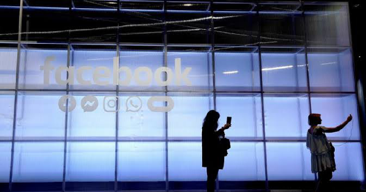 Facebook , 4Q profit