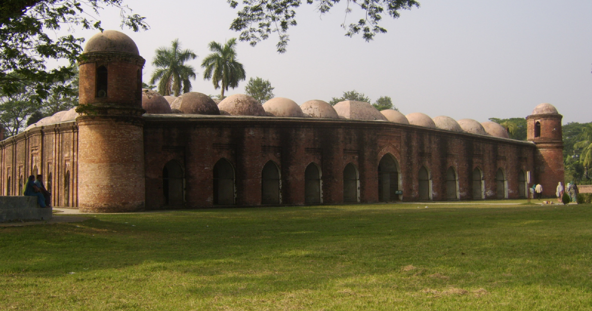 tourists , Shat Gombuj Mosque