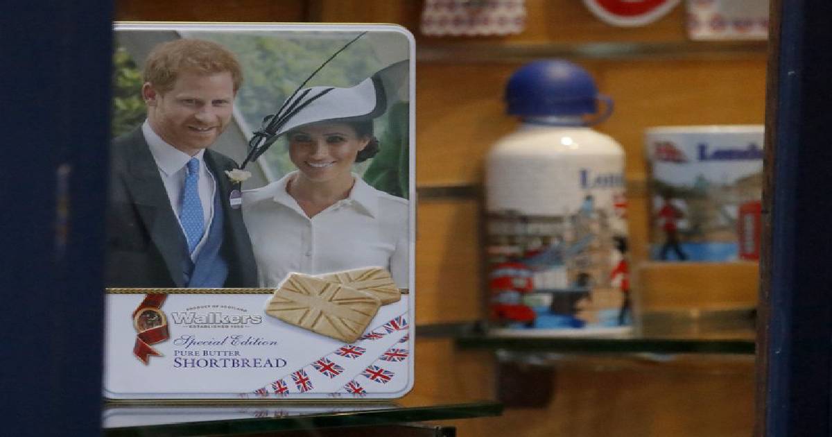 British Queen Elizabeth II , Prince Harry , Royal courtier , Prince Harry and Meghan , British throne