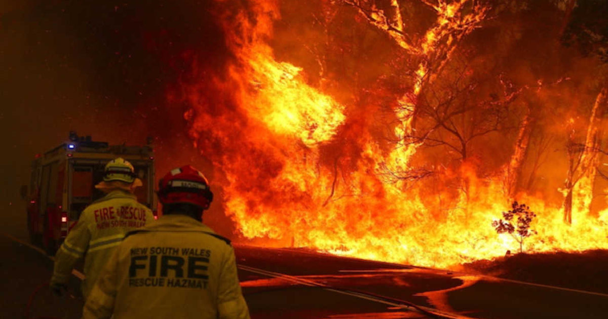 Australian experts , national response , Smoke pollution , bushfires