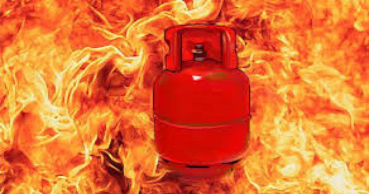 Gas cylinder blast , Noakhali , killed in Cylinder blast , Cylinder explosion
