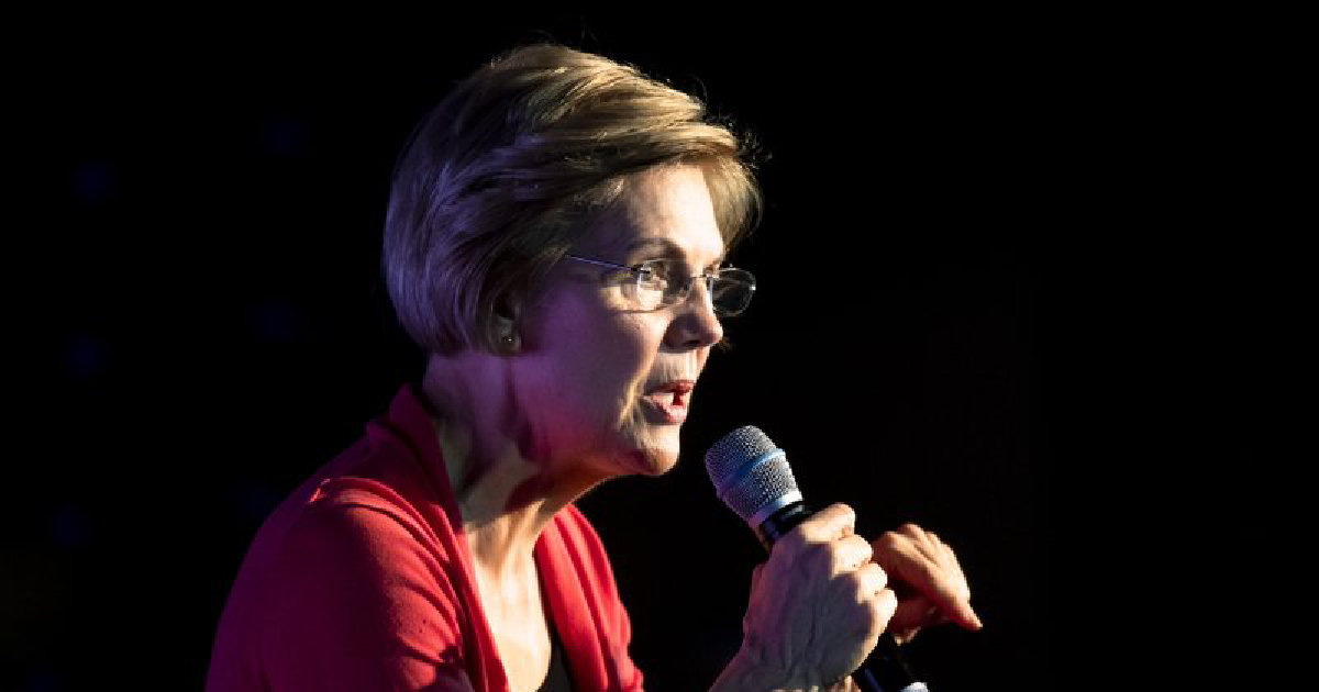 Warren , apologizes , 6 women of color , Nevada office