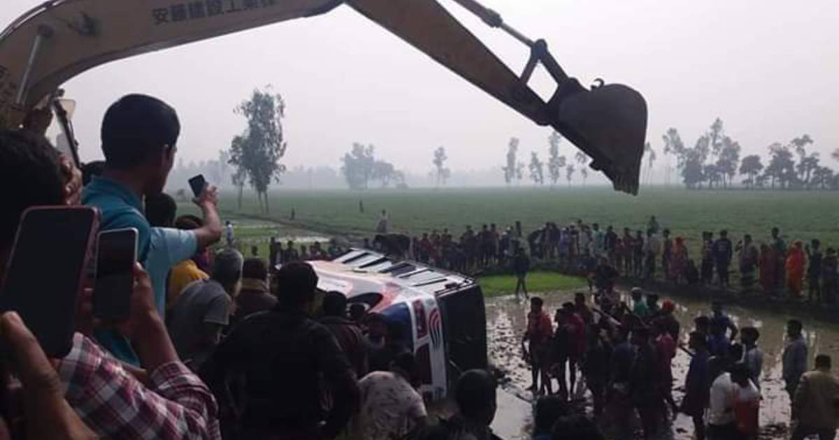 picnic bus , Jashore accident , killing , collision