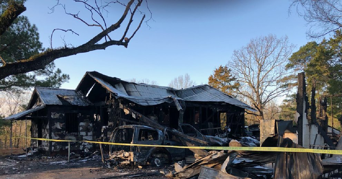 Mississippi , Mom, 6 kids die , house fire , killed