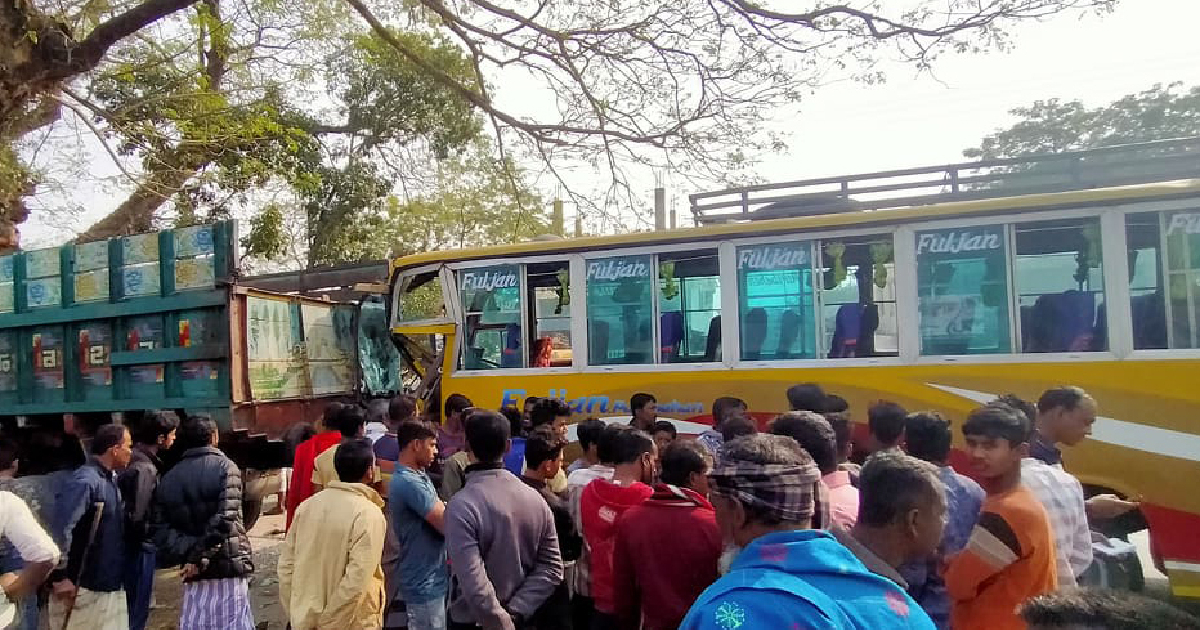 Jhenaidah Fire Service , killed , Teenage boy , Jhenaidah , road crash
