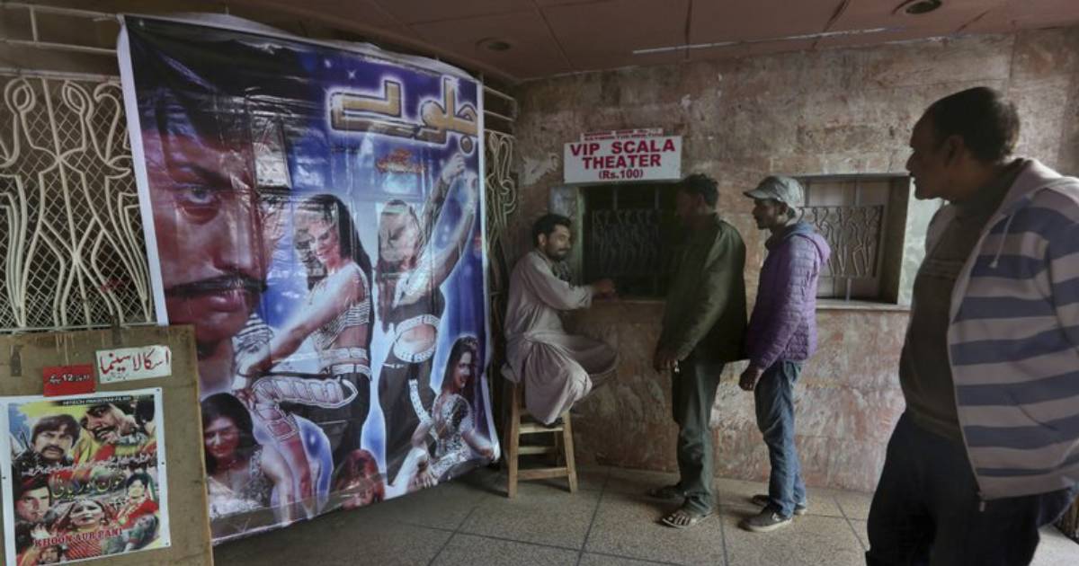 Pakistan , decision on movie , Movie , offended Islamists , Pakistan's government , hard-line Islamists